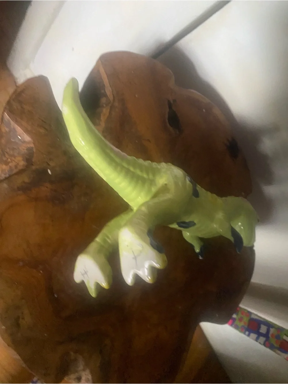 Lime Green Reptile Frog Ornament for Terrariums